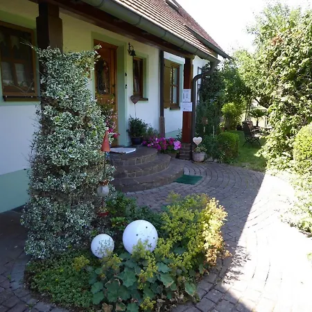Konukevi Rosengaertchen Absberg
